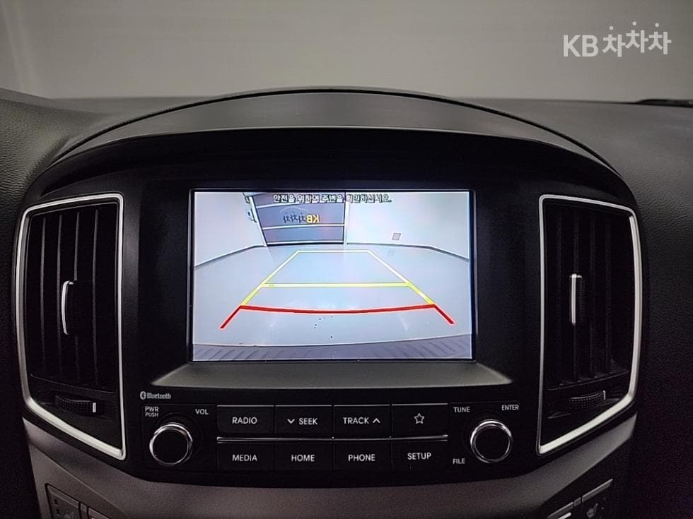 Hyundai The New (facelift) 그랜드 Star렉스Van 5-seater Modern - 13