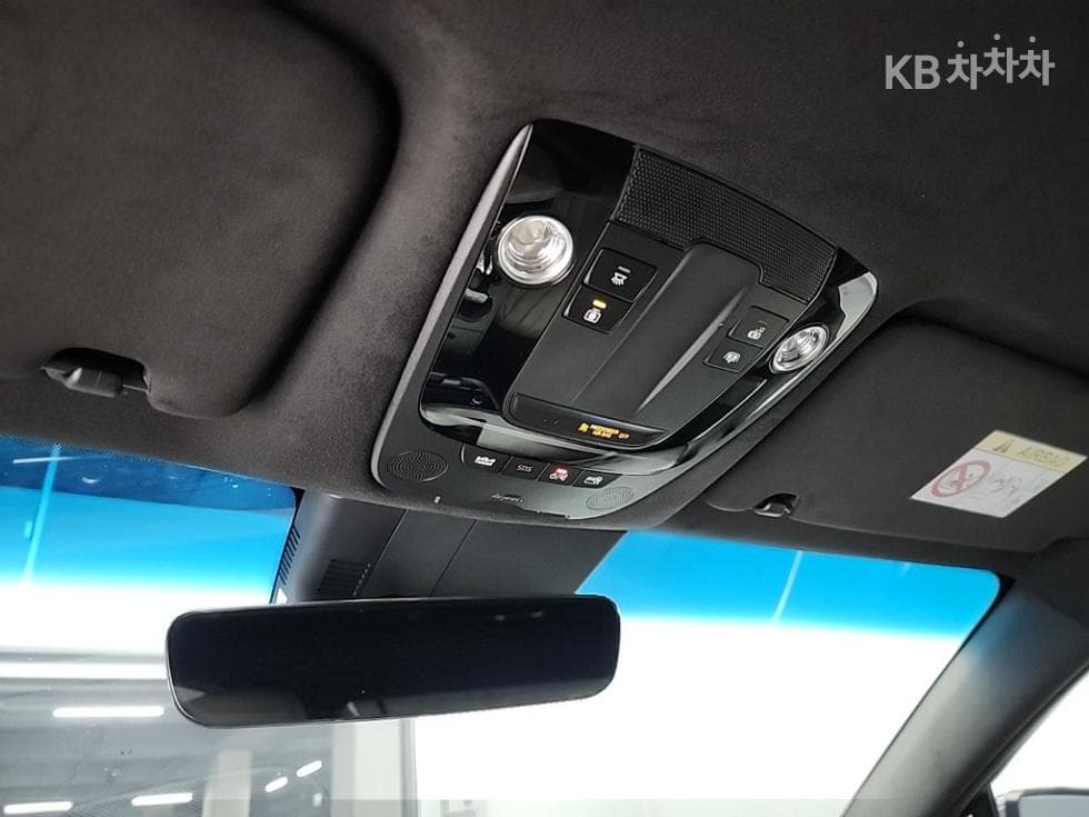 Kia K8 Hybrid1.6 Turbo Signature - 17