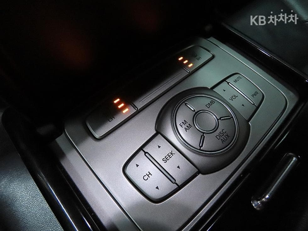Hyundai GenesisBH330 LUXURY Standard - 18