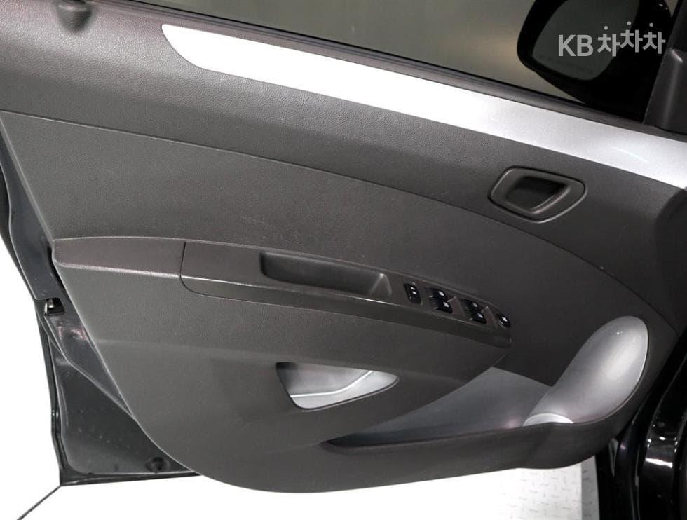 GM Korea Chevrolet SparkSpark S LT - 7