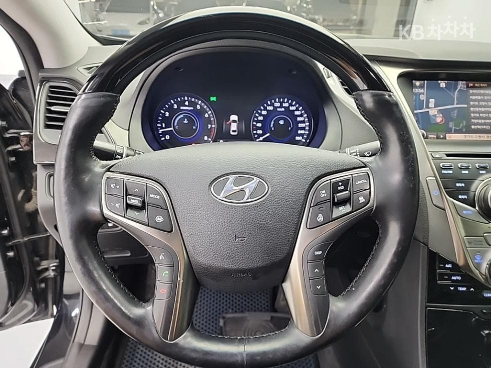 Hyundai Grandeur (Azera)HGHG300 로얄 - 9