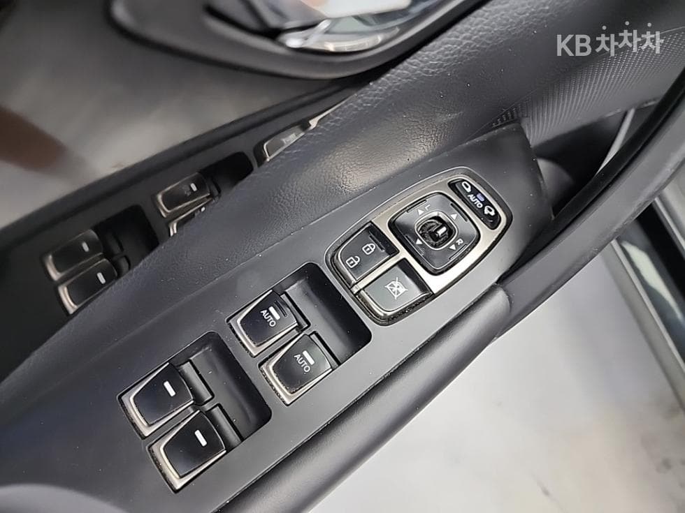 Hyundai Grandeur (Azera)HGHG300 로얄 - 19