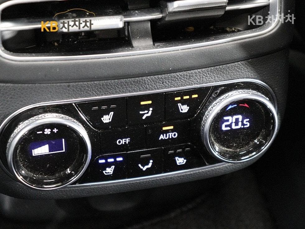 Дженезис GV70Бензин 2.5T 2WD - 12