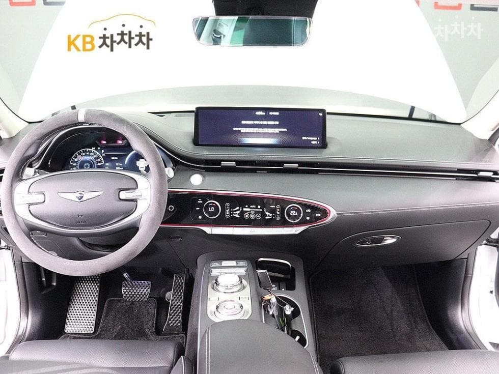 Дженезис GV70Бензин 2.5T 2WD - 13