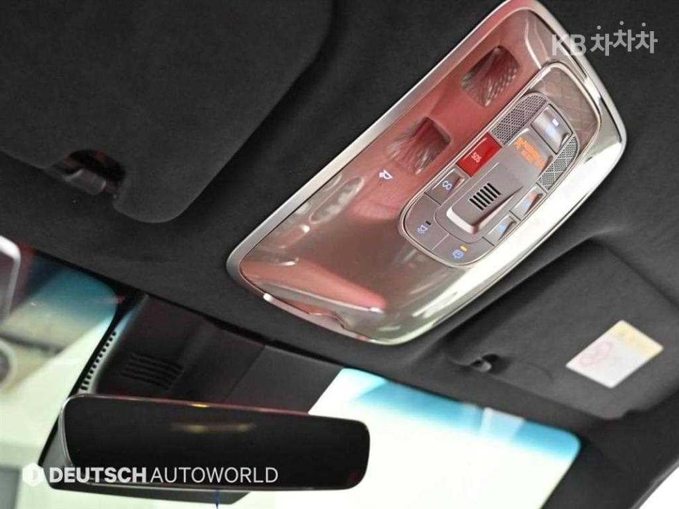 Дженезис GV70Бензин 2.5T 스포츠패키지 AWD - 18