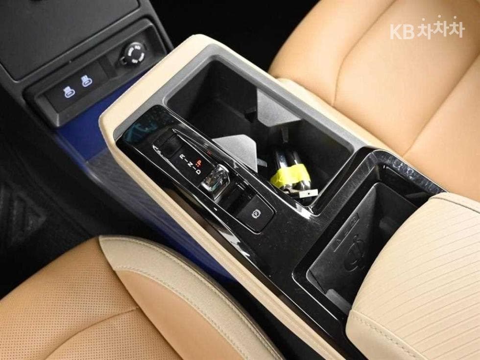 KG Mobility 액티언(J120)2WD S7 Standard - 12