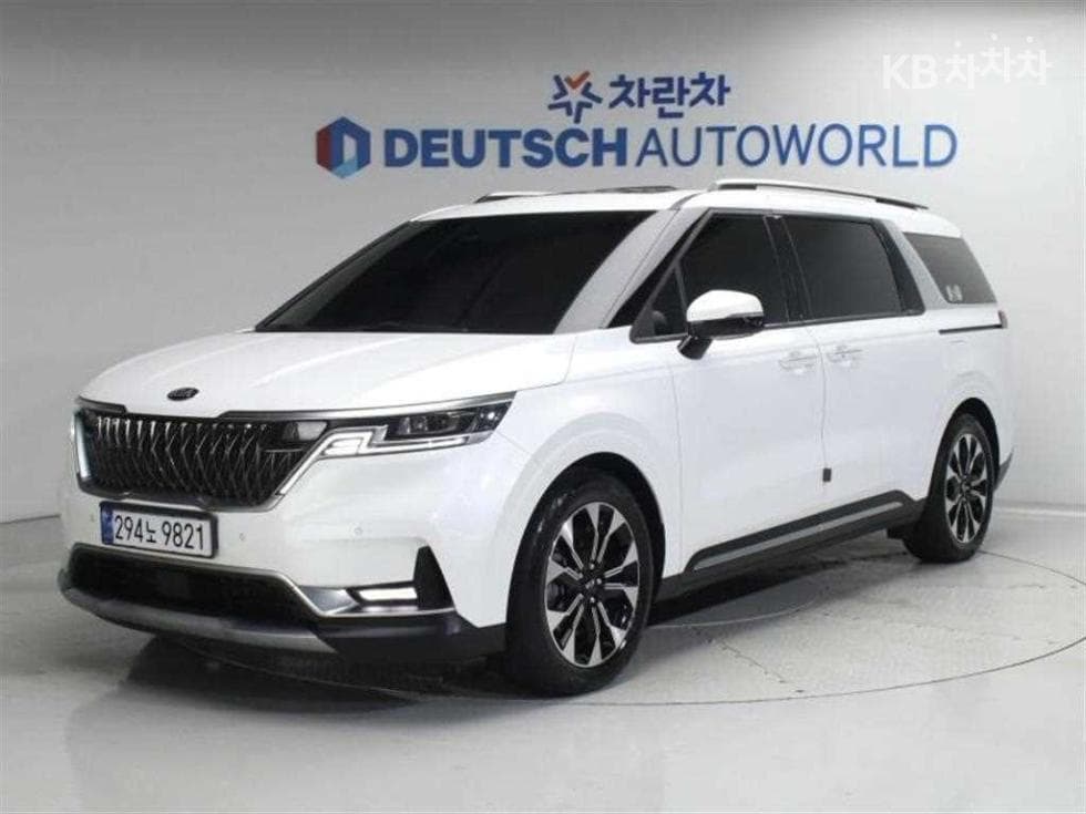 Киа Канивал 4-то поколение D2.2 9-местен Signature - Image 1