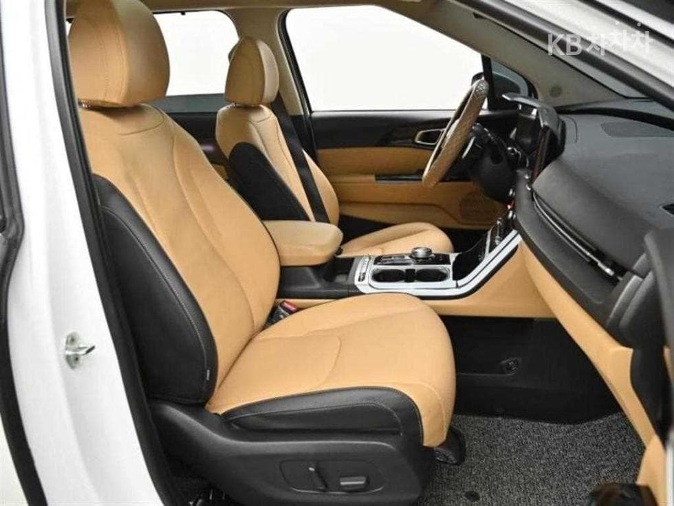 Kia Carnival 4th generationD2.2 9-seater Signature - 10