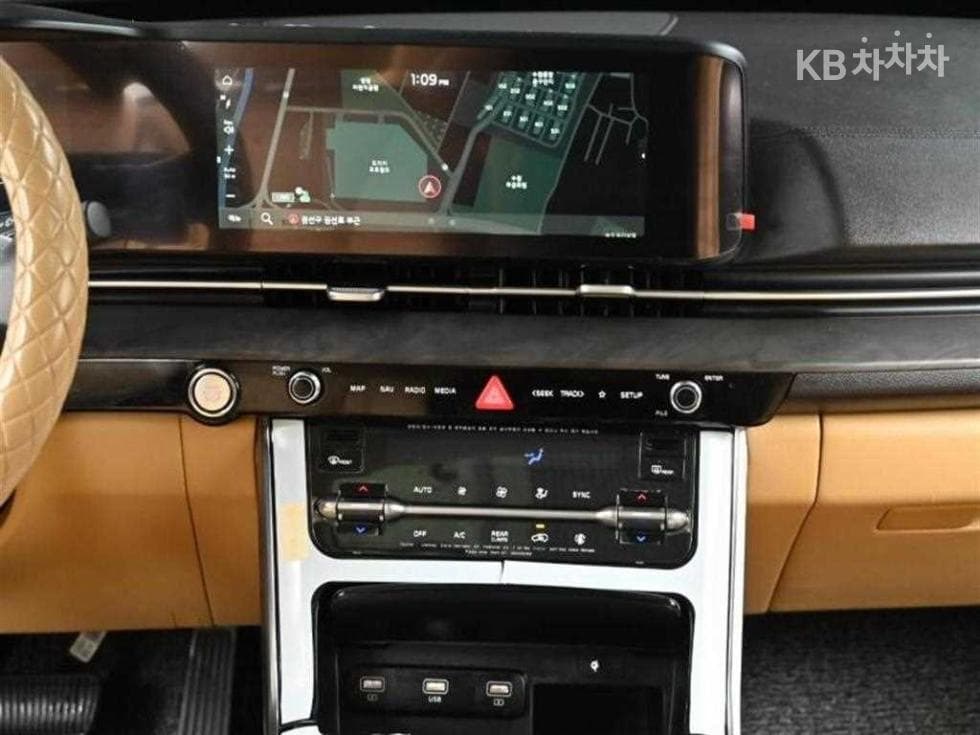 Kia Carnival 4th generationD2.2 9-seater Signature - 14