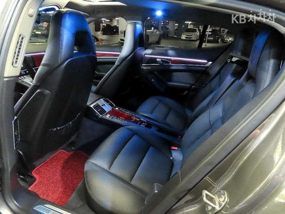 Porsche 파나메라3.0 Дизел 970 플래티넘에디션 - 7
