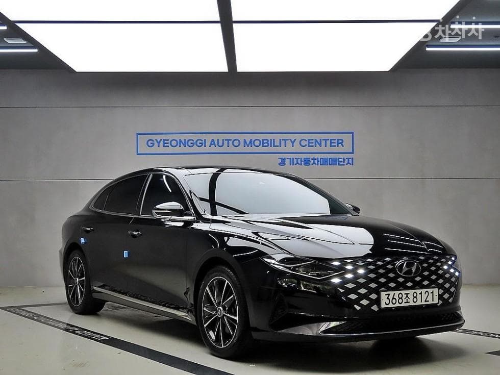 Hyundai The New (facelift) Grandeur (Azera) 2.5 Le Blanc - Image 1