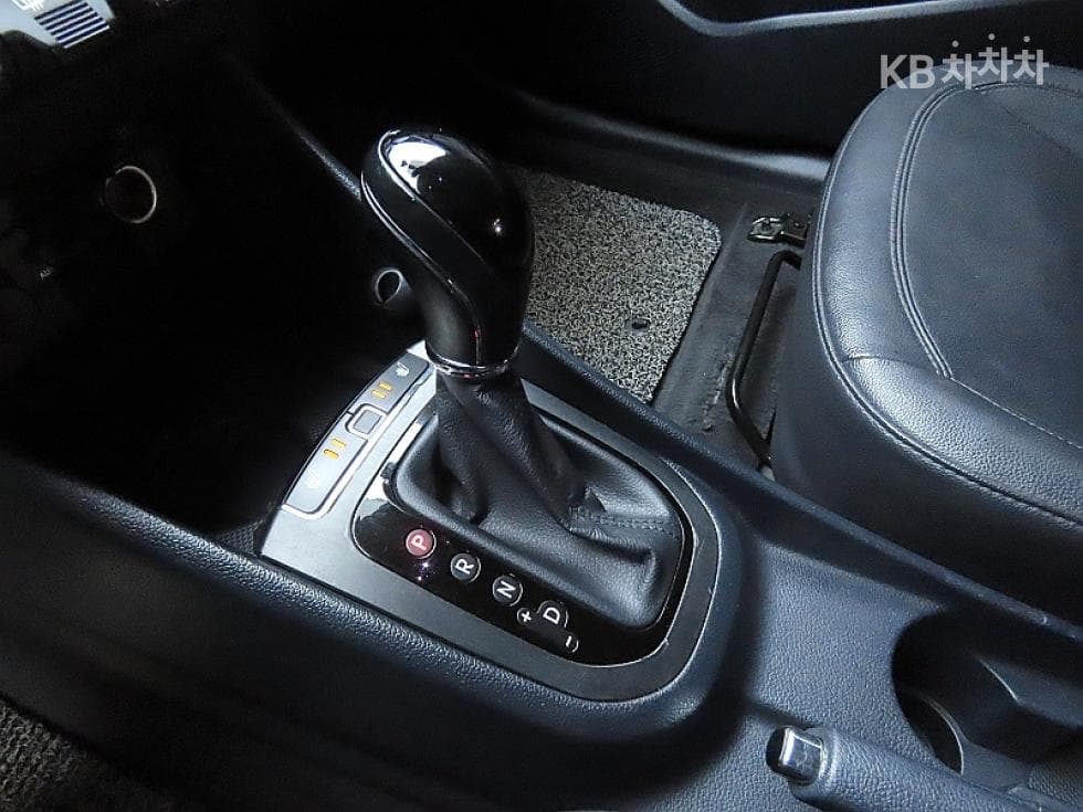 Kia All New Pride / Rio1.4 MPI Sedan Deluxe - 9