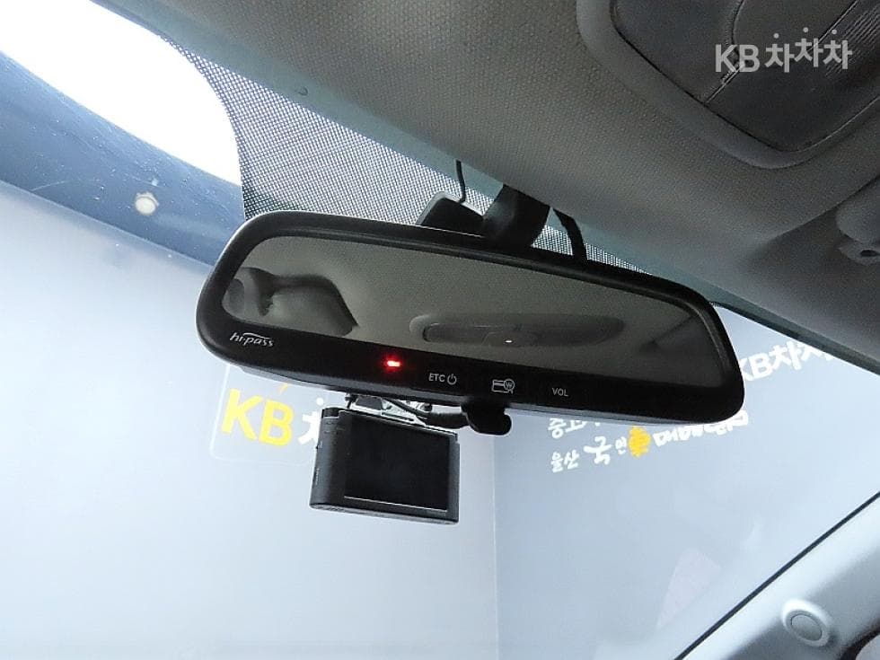 Kia All New Pride / Rio1.4 MPI Sedan Deluxe - 14