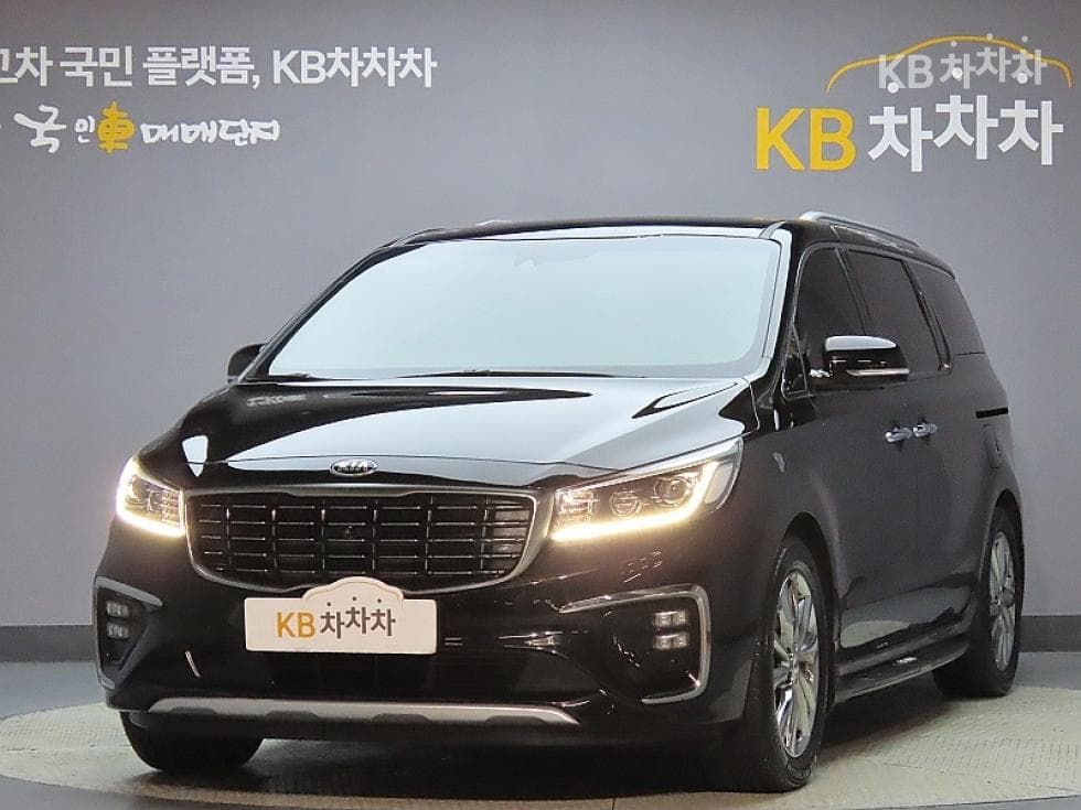 Kia The New (facelift) Carnival 7-seater (Limousine) 3.3 Gasoline Limousine President - Image 1