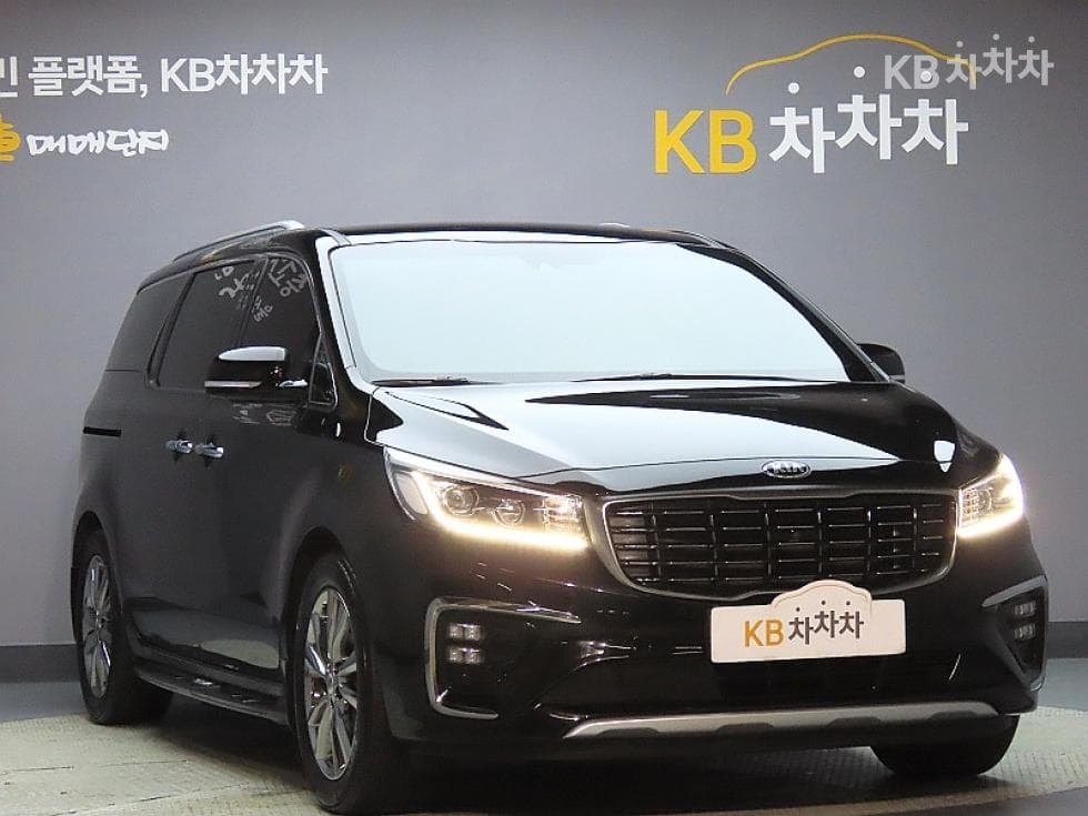 Kia The New (facelift) Carnival7-seater (Limousine) 3.3 Gasoline Limousine President - 3