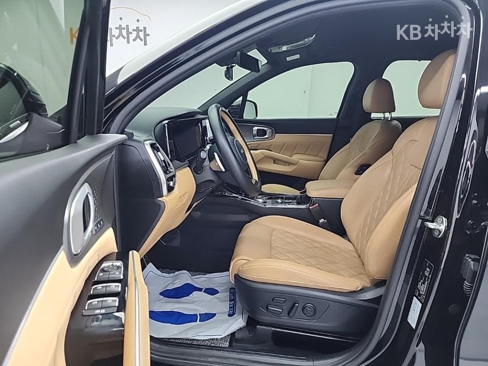 Киа The New (фейслифт) Sorento MQ42.2 Дизел AWD Signature - 11