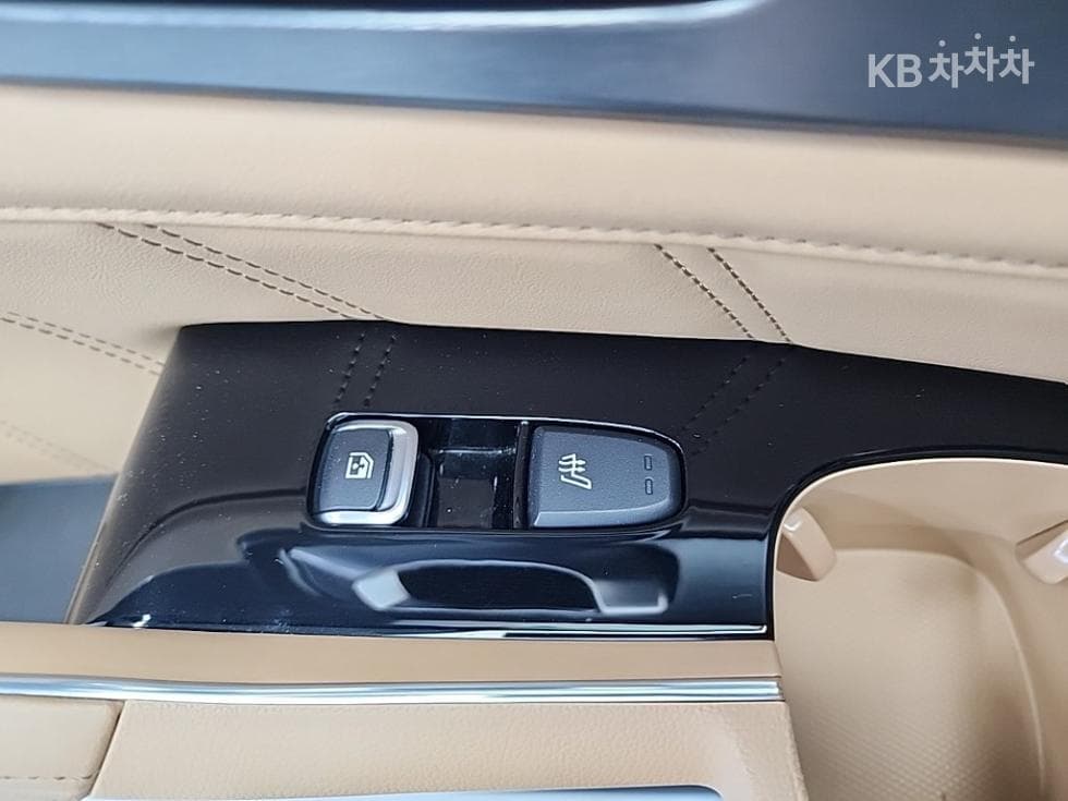 Киа The New (фейслифт) Sorento MQ42.2 Дизел AWD Signature - 15