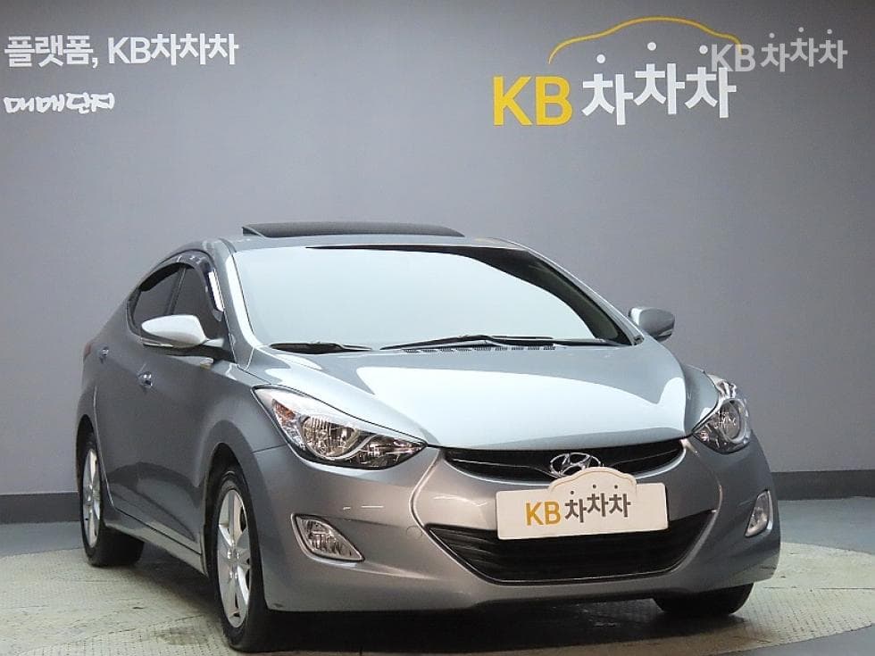 Hyundai Avante (Elantra)MDM16 GDi PREMIER - 3