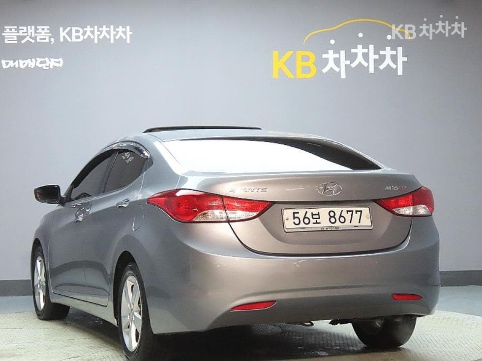 Hyundai Avante (Elantra)MDM16 GDi PREMIER - 4