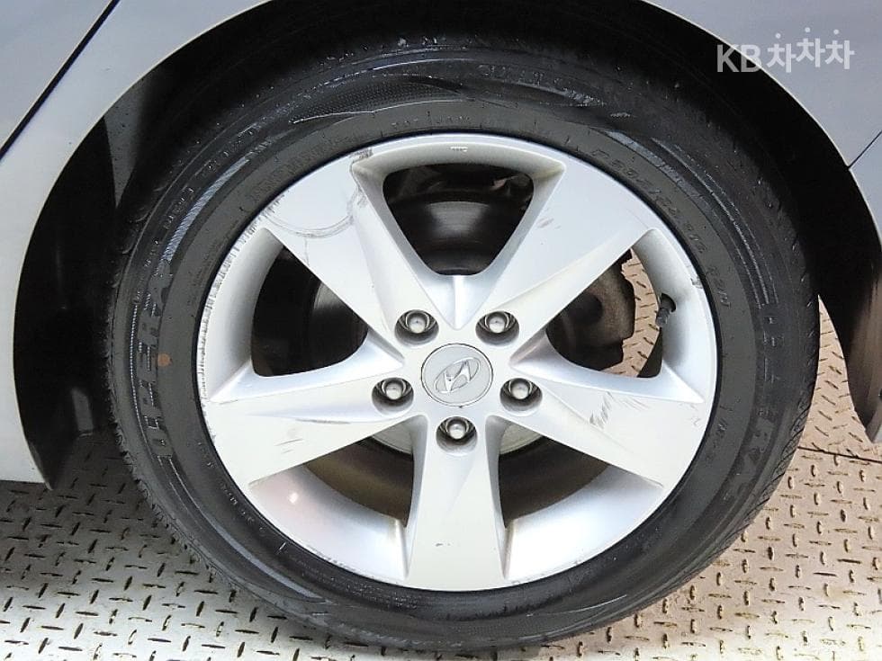 Hyundai Avante (Elantra)MDM16 GDi PREMIER - 20
