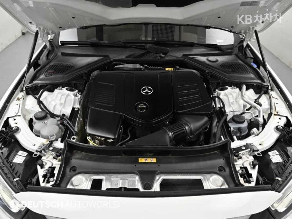Mercedes-Benz E-클래스 (W214)E200 Avantgrade - 6