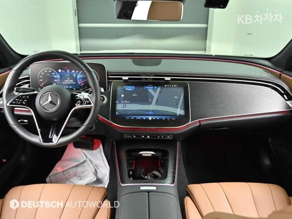 Mercedes-Benz E-클래스 (W214)E200 Avantgrade - 7