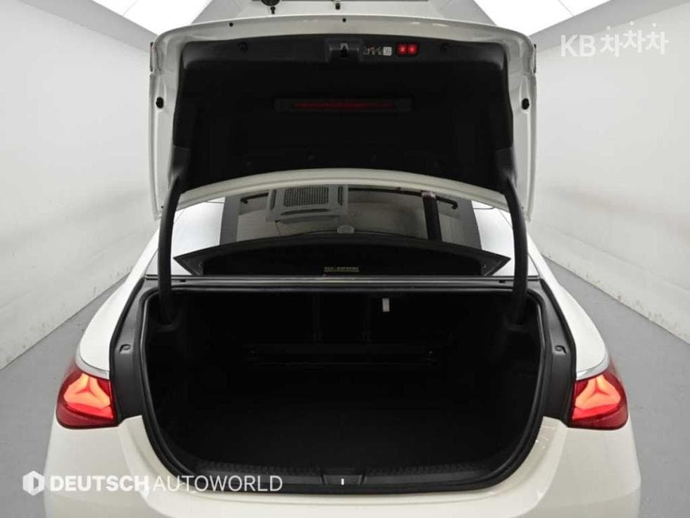 Mercedes-Benz E-클래스 (W214)E200 Avantgrade - 19