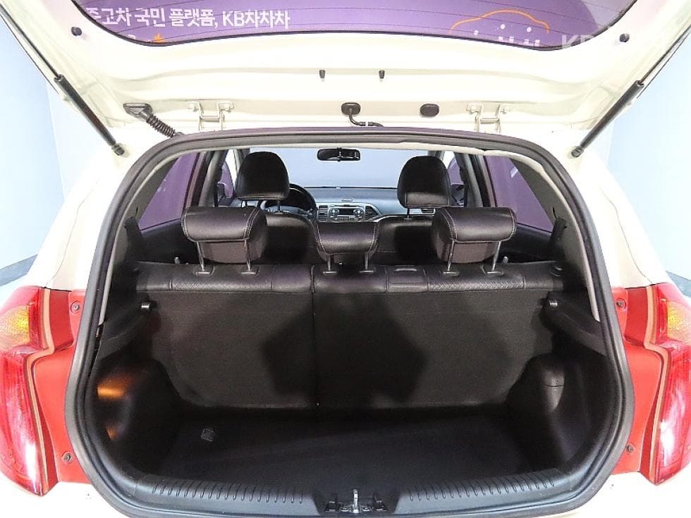 Kia all new Morning / PicantoLuxury - 16