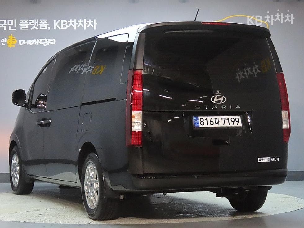 Hyundai Staria Cargo2.2 Cargo 5 Modern - 4