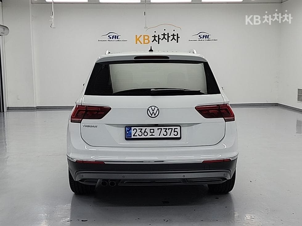 Volkswagen The New (фейслифт) Tiguan2.0 Турбо Дизел Инжекция Premium - 3