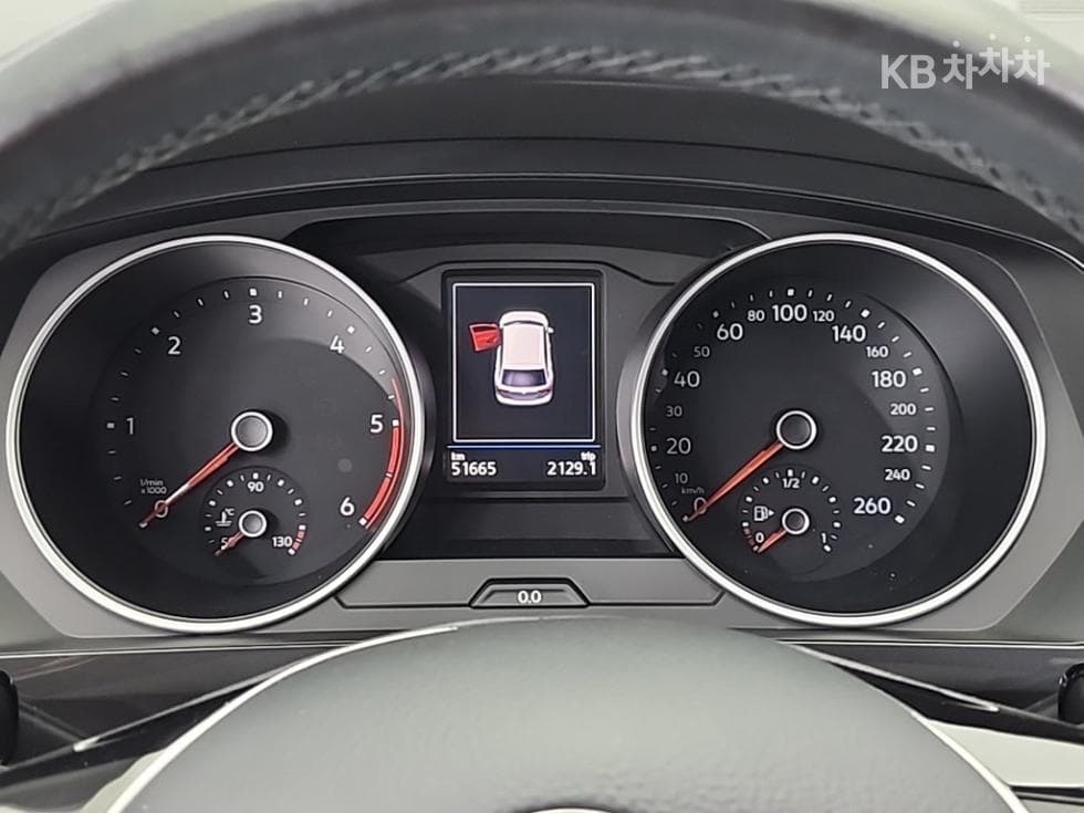 Volkswagen The New (фейслифт) Tiguan2.0 Турбо Дизел Инжекция Premium - 6