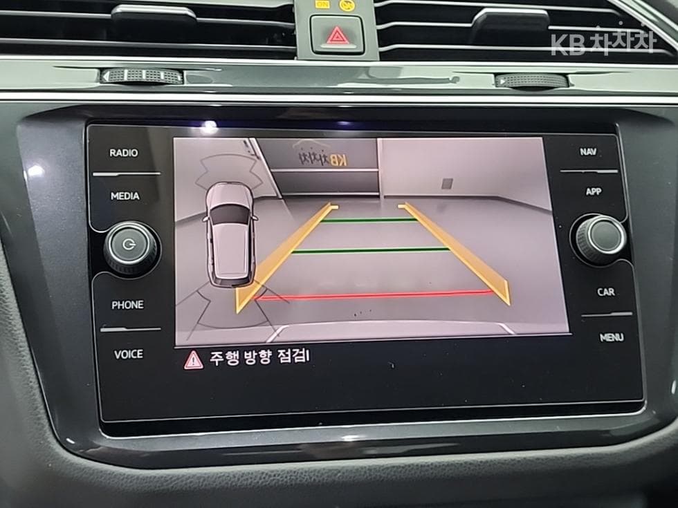 Volkswagen The New (фейслифт) Tiguan2.0 Турбо Дизел Инжекция Premium - 14