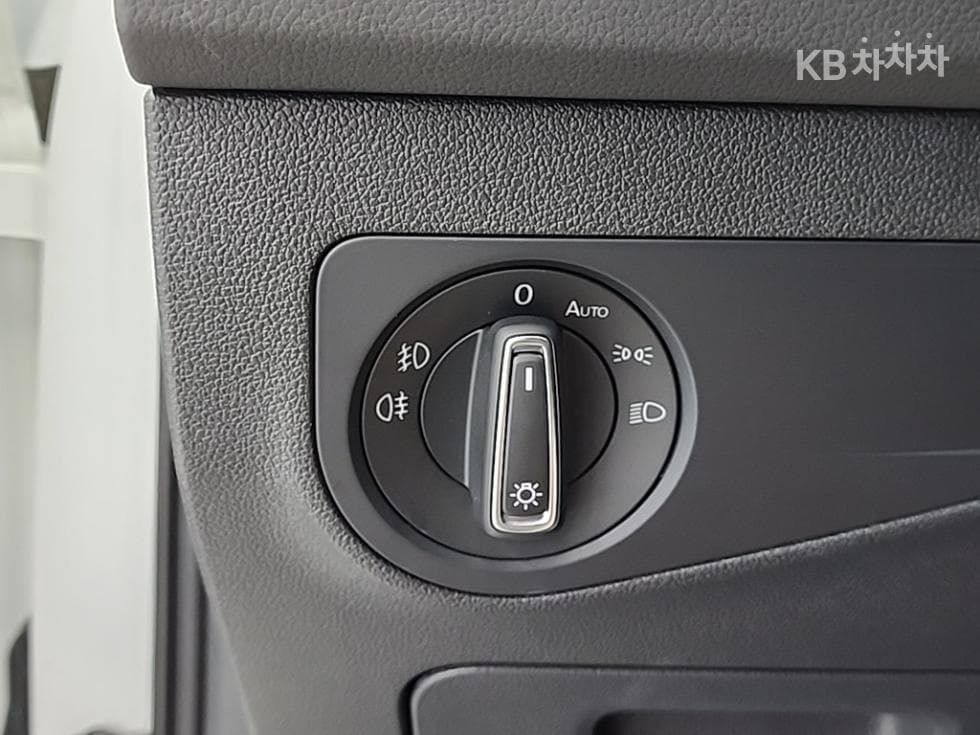 Volkswagen The New (фейслифт) Tiguan2.0 Турбо Дизел Инжекция Premium - 17