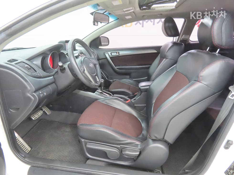 Kia Forte 쿱2.0 KOUP High-end Type - 5