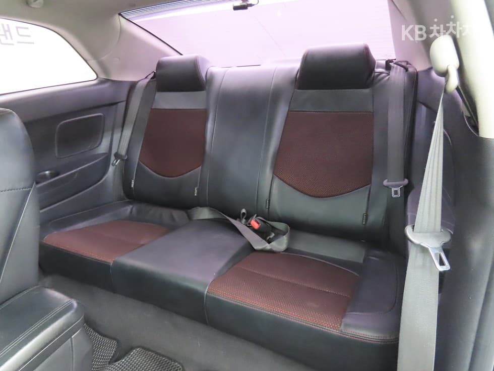 Kia Forte 쿱2.0 KOUP High-end Type - 6