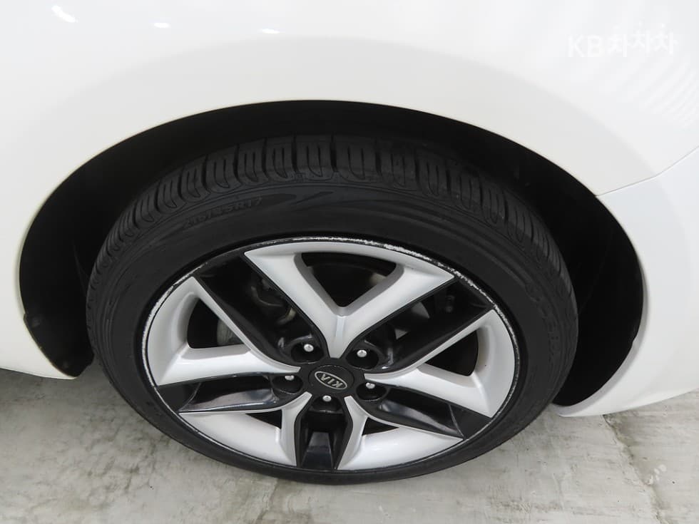 Kia Forte 쿱2.0 KOUP High-end Type - 20