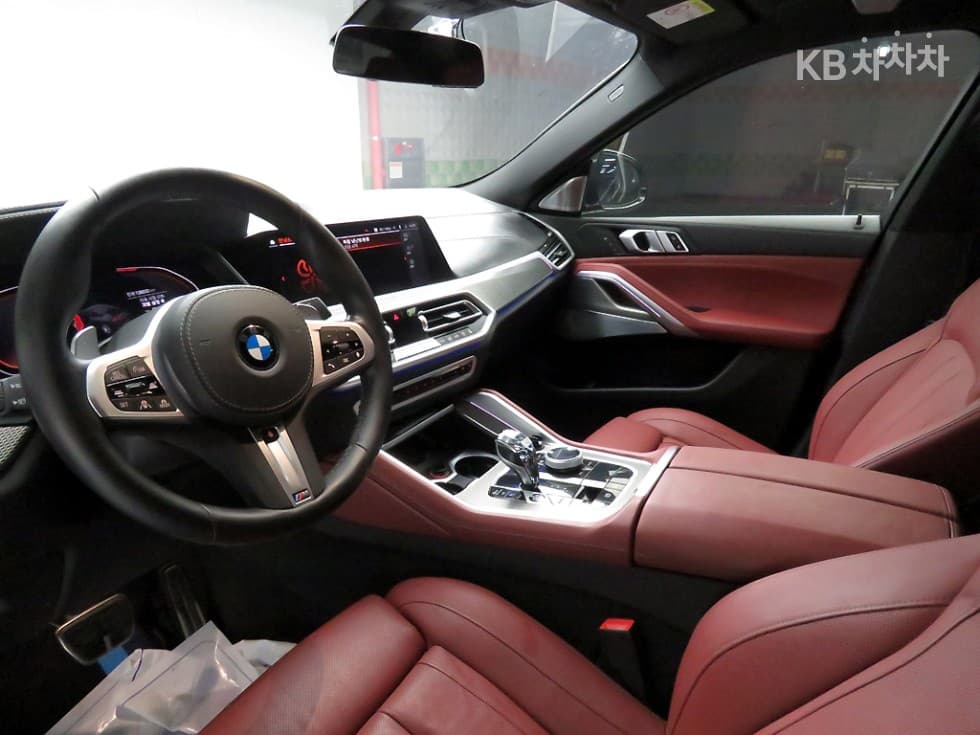 BMW X6(G06)xDrive 40i M Sport Package - 7