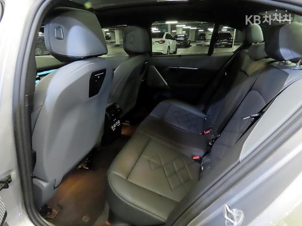 Mercedes-Benz GLS (X167)GLS580 4Matic Стандартен - 7