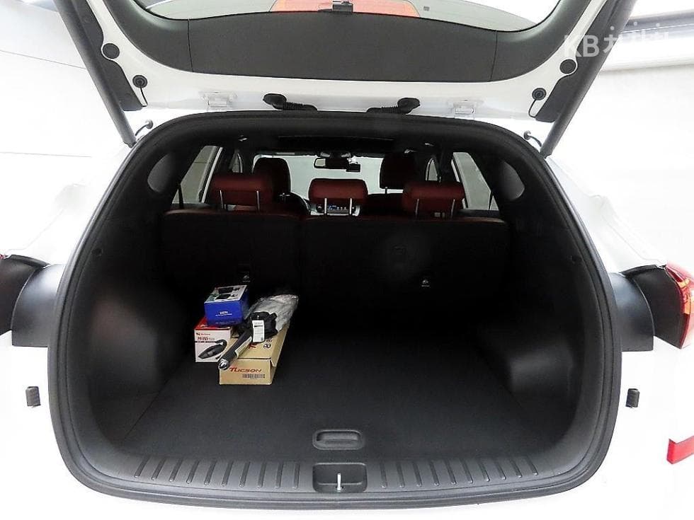 Hyundai All New TucsonGasoline(Turbo GDi)1.6T 4WD Premium - 18