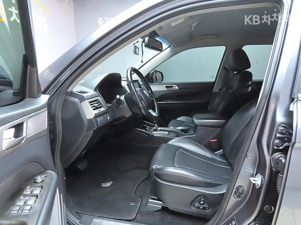 КейДжи Мобилити Rexton 스포츠2.2 4x4 Престиж - 10