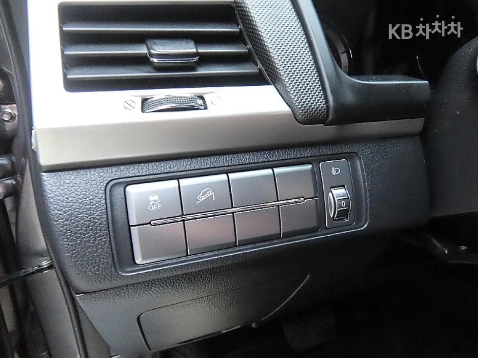КейДжи Мобилити Rexton 스포츠2.2 4x4 Престиж - 12