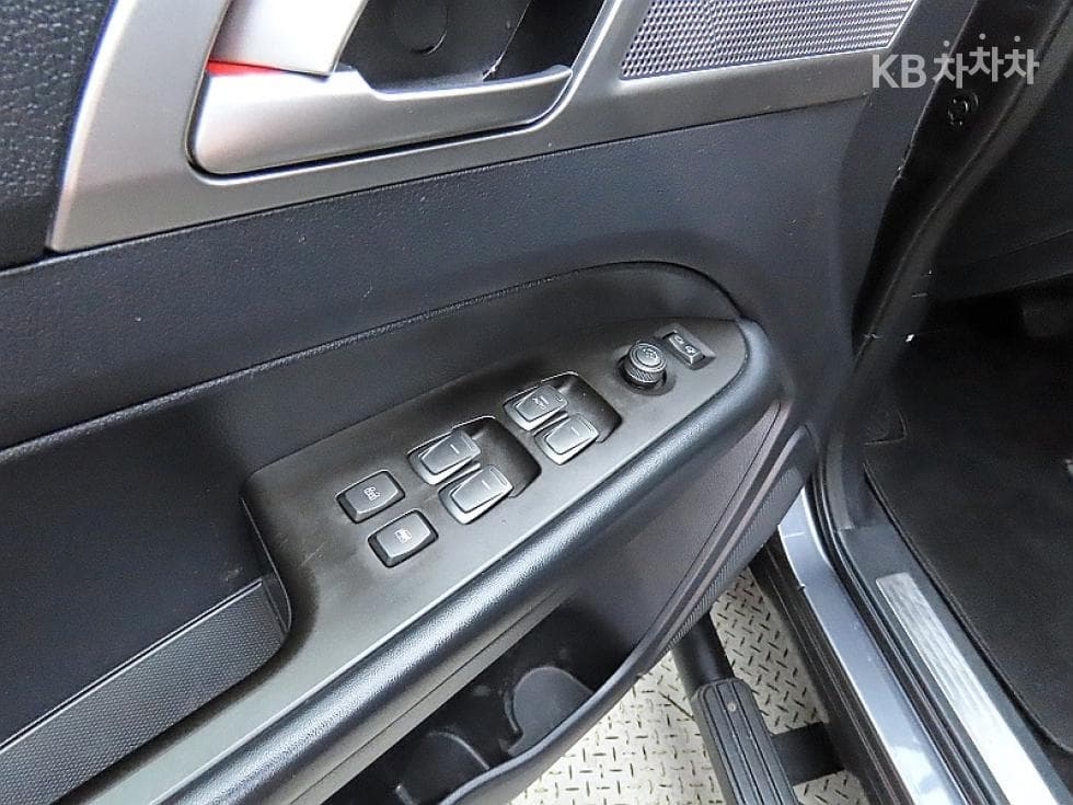 КейДжи Мобилити Rexton 스포츠2.2 4x4 Престиж - 13