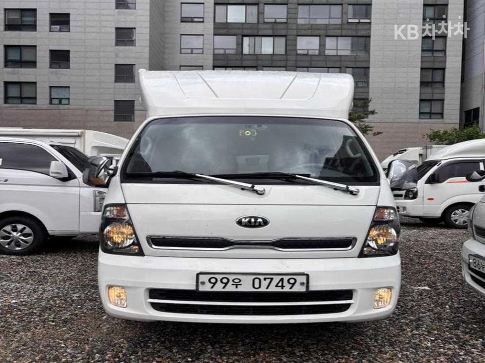 Киа The New (фейслифт) Бонго 3 (лек) Кампер / Кампьорски автомобил Стандартен - Image 1