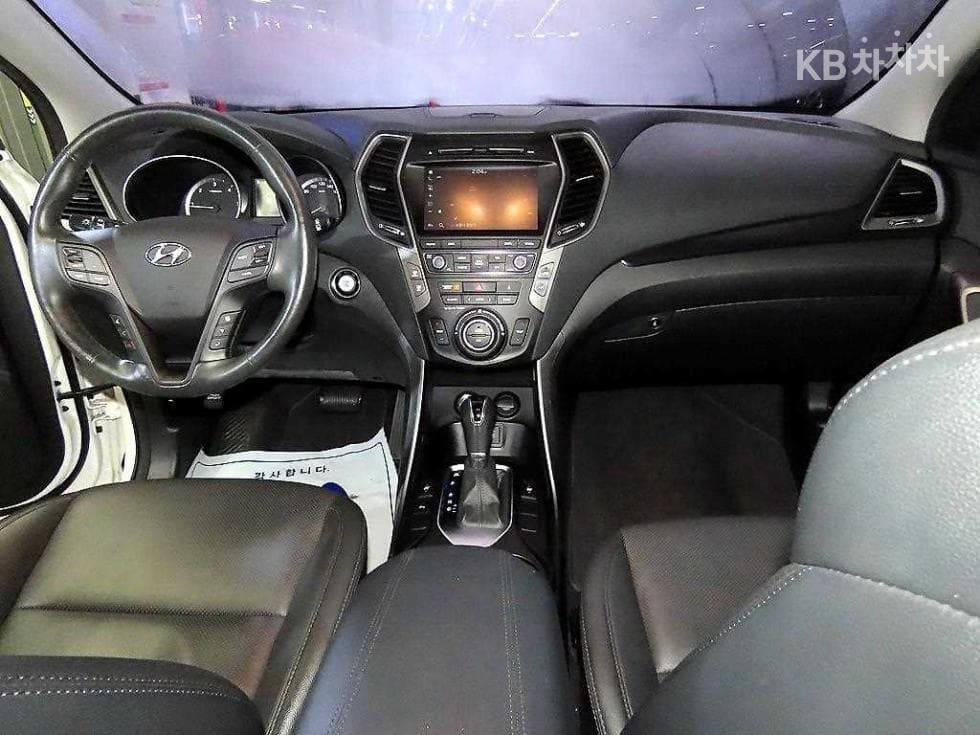 Хюндай Санта Фе The PrimeДизел Хонда R-двигател 2.0 дизел 2WD 5-местен Premium - 10
