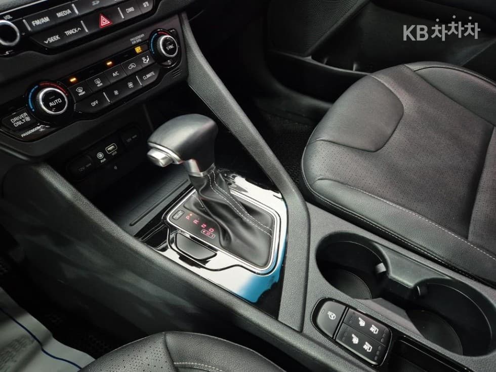 Kia Niro1.6 Prestige - 8