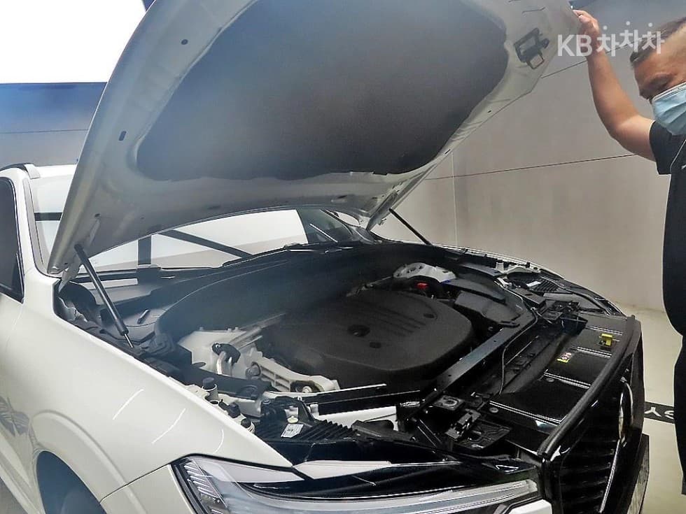 Volvo XC60 Второ поколениеB5 Ultra - 6