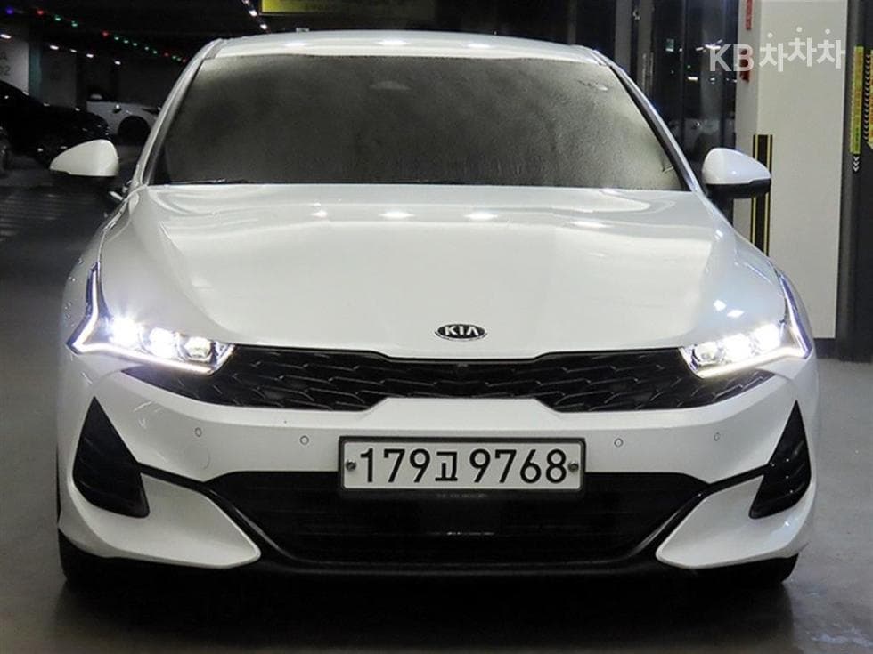 Киа K5 3-토 поколение 2.0 LPI Signature - Image 1