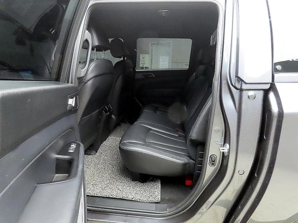 KG Mobility The New (facelift) Rexton Sports Khan2.2 4WD Prestige - 6