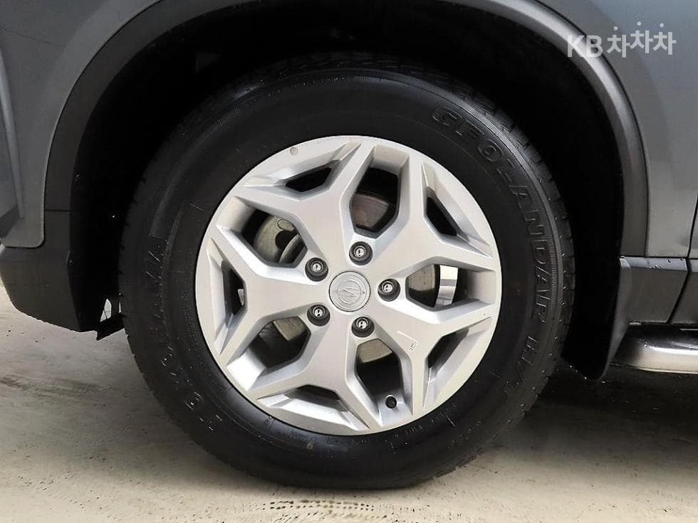 KG Mobility The New (facelift) Rexton Sports Khan2.2 4WD Prestige - 20