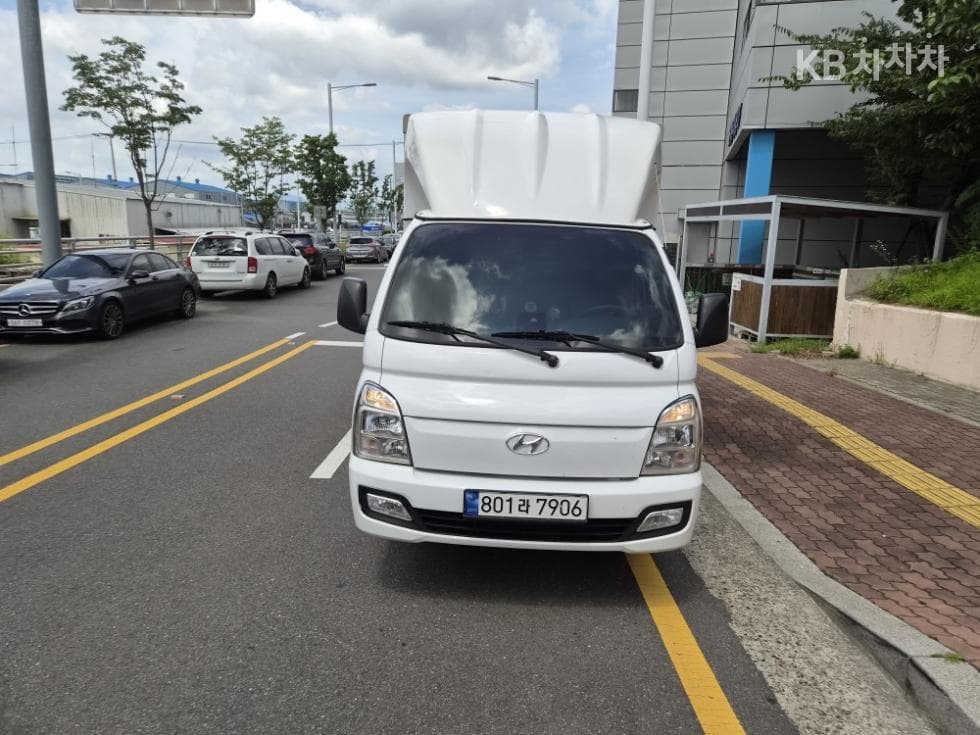 Хюндай Porter 2Удължено междуосие Super Cab Wing Body 전동 PLUS - 2